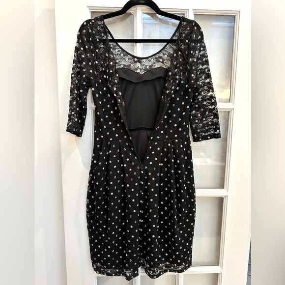 Betsey Johnson Black & White Polka Dot Lace Overlay Rock Glam Dress Size 6 Small - Picture 4 of 11